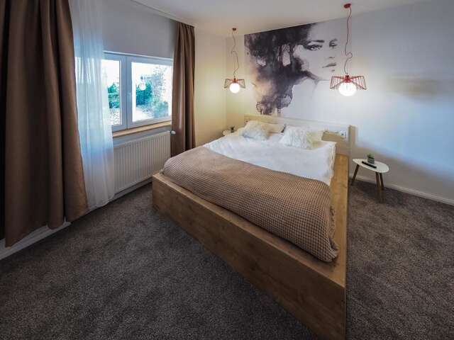 Гостевой дом Shard Boutique Hotel Брашов-30